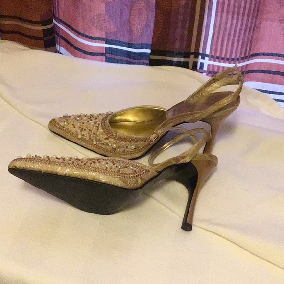 Shoes - Picture 3 of 6